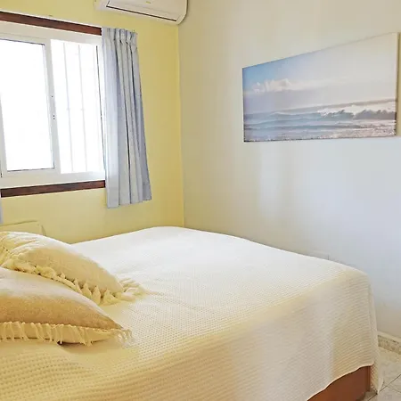 Palmas 15b, Oasis De Capistrano * نيرخا